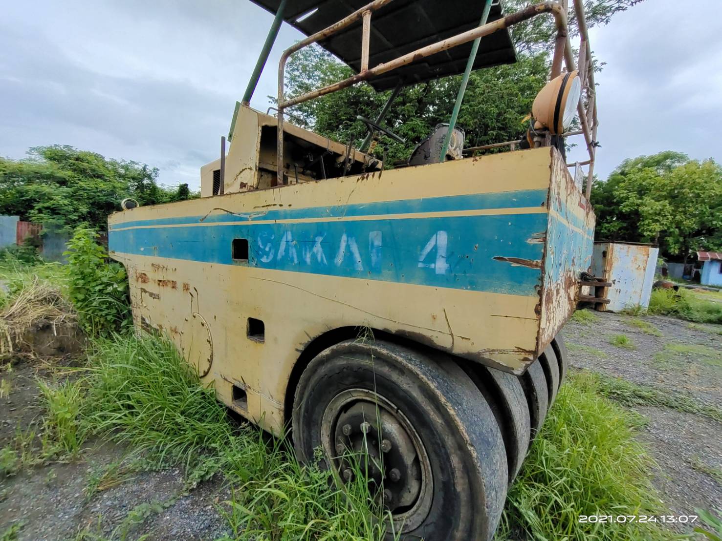 รถบด9ล้อยาง SAKAI TS7409