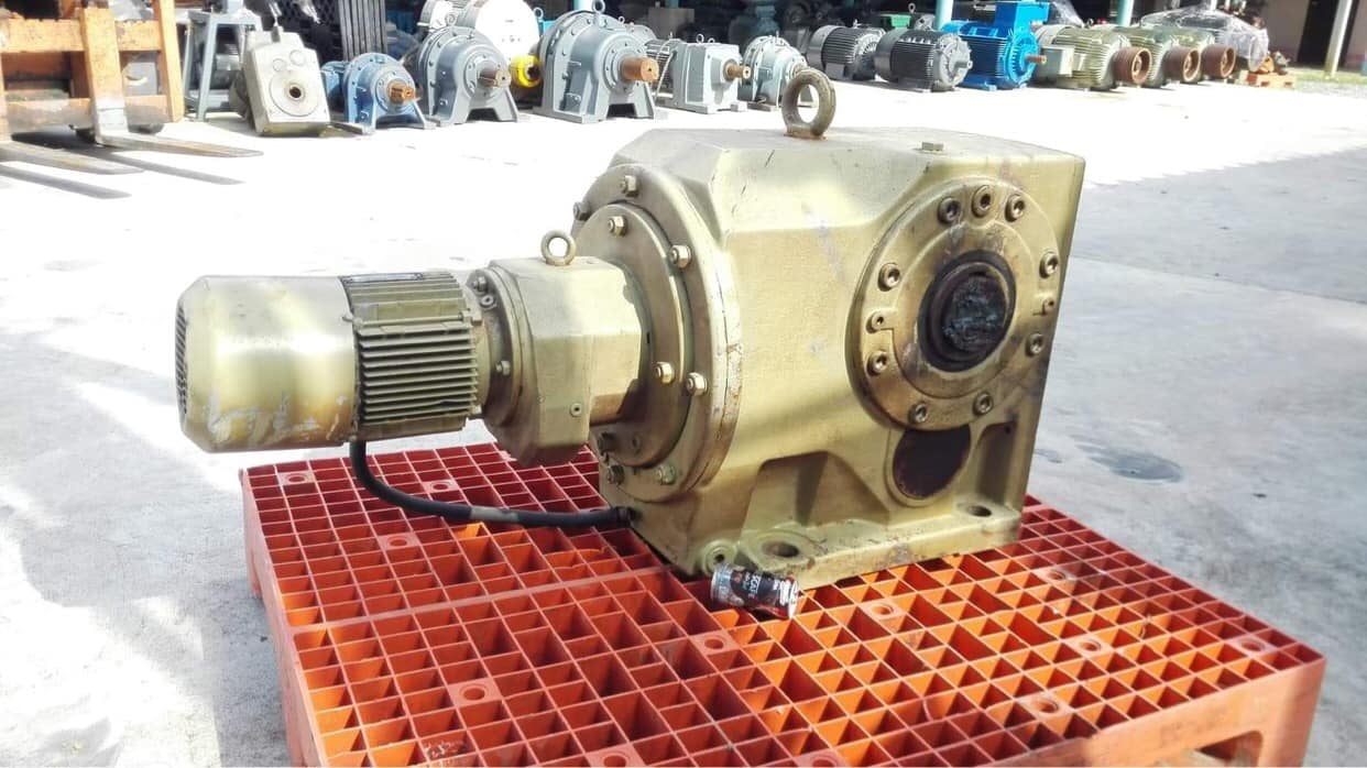 (ระบบเบรคในตัว) มอเตอร์เกียร์ทดยุโรป SEW EURODRIVE ENGLAND