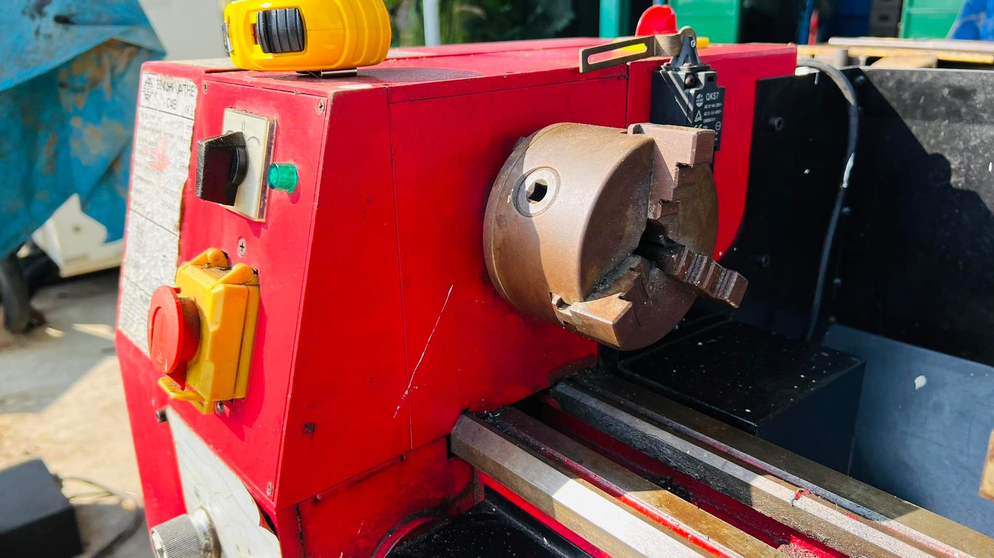 เครื่องกลึงมินิขนาดเล็กแบบตั้งโต้ะ SIEG BENCH LATHE