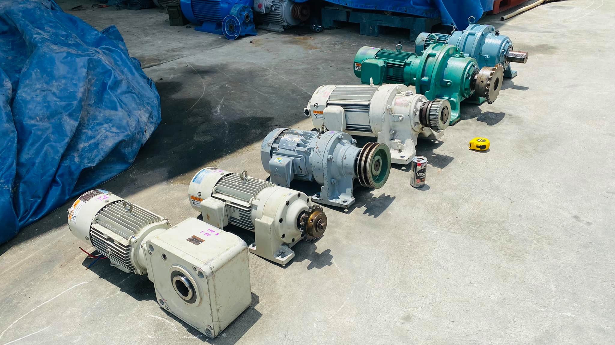 มอเตอร์เกียร์ทดญี่ปุ่น SUMITOMO JAPAN ระบบไฟ 380V เข้าใหม่ 6 ตัว มอเตอร์เกียร์ทดญี่ปุ่น SUMITOMO JAPAN ระบบไฟ 380V เข้าใหม่ 6 ตัว
