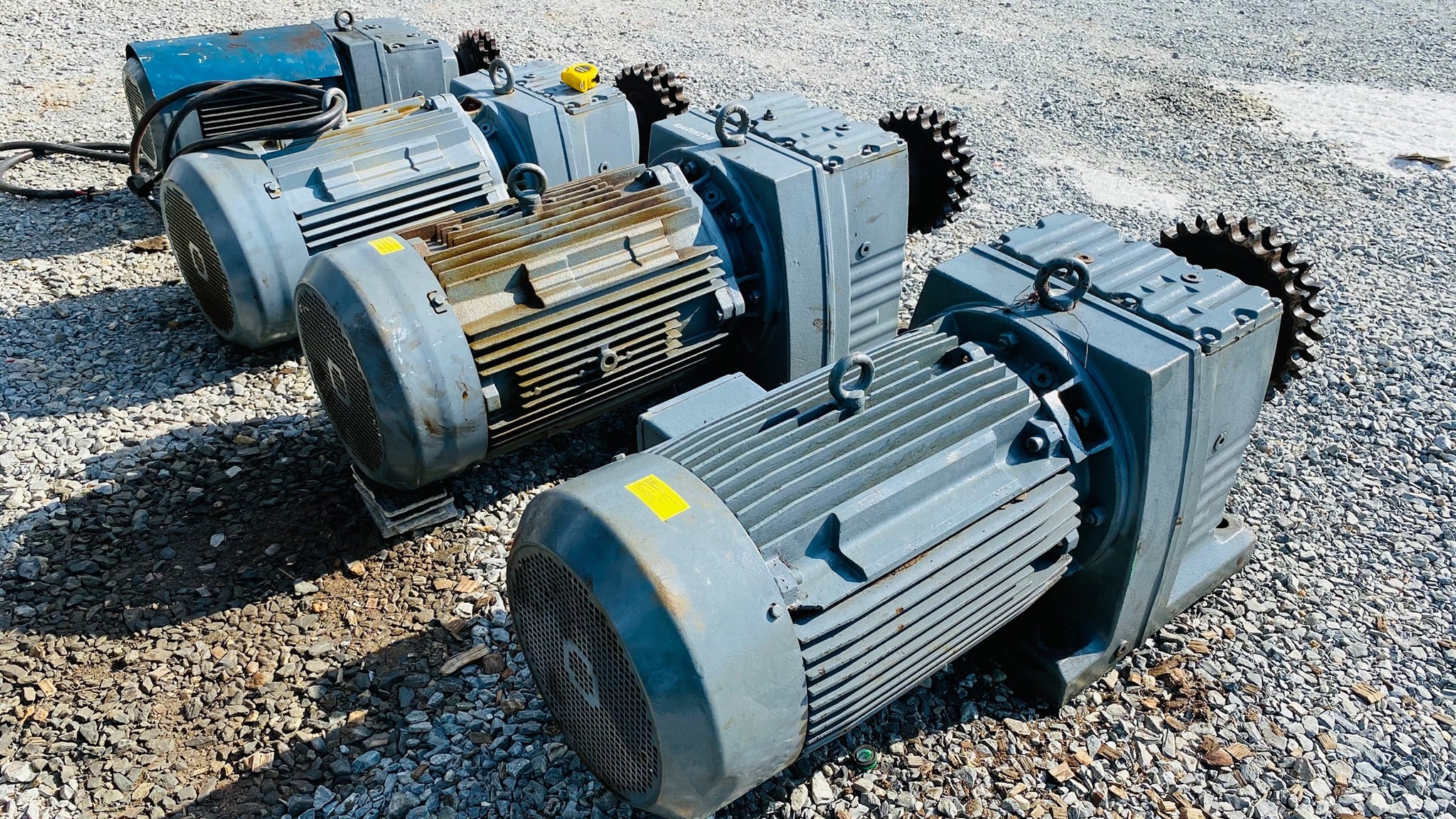 มอเตอร์เกียร์ทดกำลังของยุโรป SEW EURODRIVE ไฟ 380V มอเตอร์เกียร์ทดกำลังของยุโรป SEW EURODRIVE ไฟ 380V