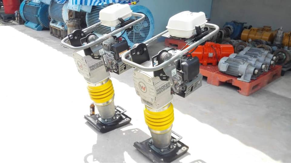 1 ตัวสุดท้าย !! เครื่องตบดินแบบกระโดด(ตบจิงโจ้) WACKER NEUSON USA