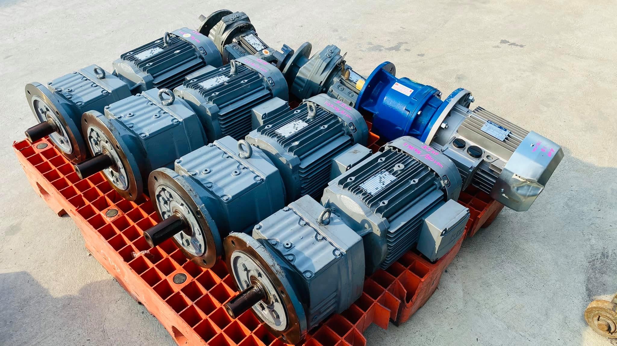 มอเตอร์เกียร์แบบหน้าแปลนของใหม SEW EURODRIVE ระบบไฟ 380V ของใหม่เก็บสแป 100%