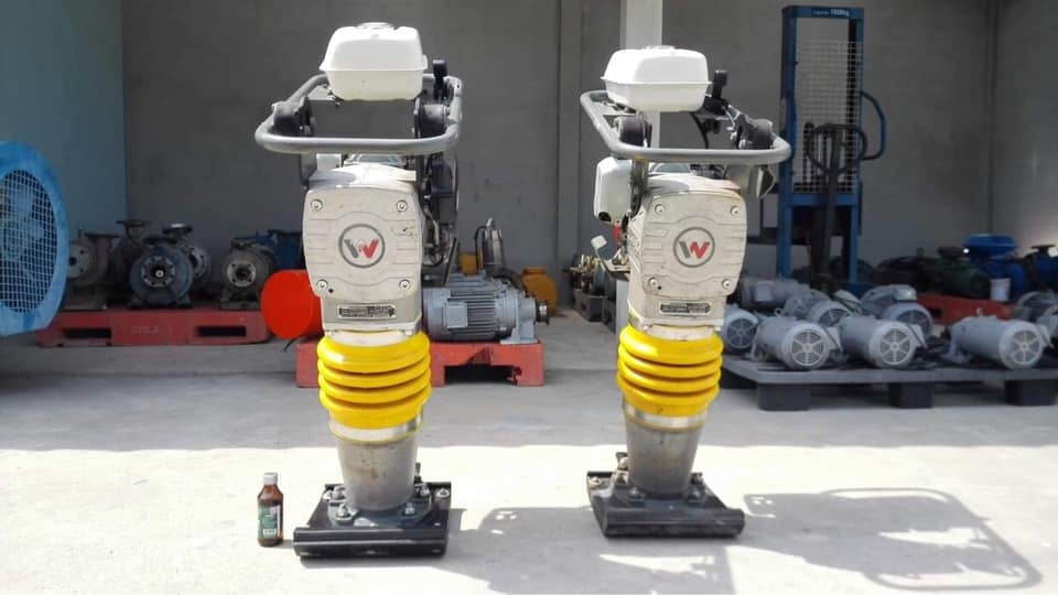 1 ตัวสุดท้าย !! เครื่องตบดินแบบกระโดด(ตบจิงโจ้) WACKER NEUSON USA