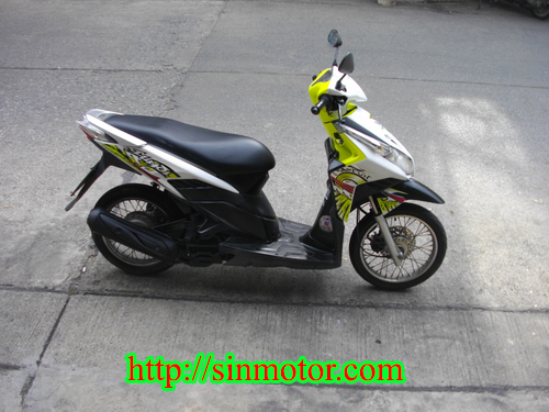 ขาย Click 110i หัวฉีด สวยเด่น เครื่องสดสุดเยี่ยม ได้ไปใช้ยาวๆ ราคา 14500 บาท