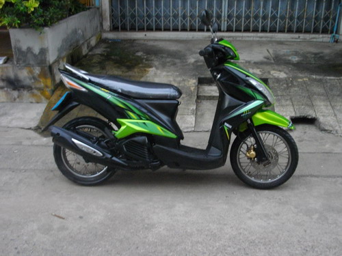 ขาย Yamaha Mio 125 RR สวยเด่น เครื่องเดิมดีเยี่ยม ราคา 15000 บาท ขาย Yamaha Mio 125 RR สวยเด่น เครื่องเดิมดีเยี่ยม ราคา 15000 บาท
