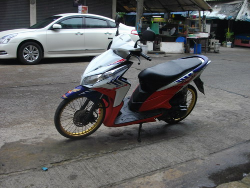 ขาย Honda Click 110i หัวฉีด สวยเด่น เครื่องเยี่ยม ราคา 14500 บาท
