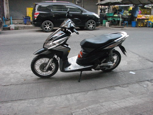 ขาย Honda Click 110i หัวฉีด สวยเข้ม เครื่องเดิมดีเยี่ยม ราคา 14500 บาท