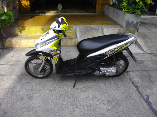 ขาย Click 110i หัวฉีด สวยเด่น เครื่องสดสุดเยี่ยม ได้ไปใช้ยาวๆ ราคา 14500 บาท