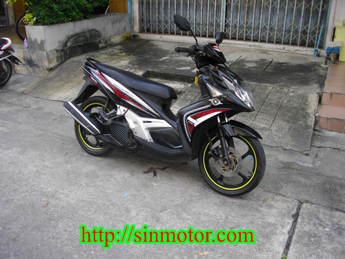 ขาย Nouvo SX 125 หัวฉีด ตัวท๊อป ล้อแม็ก สวยเท่ห์ เครื่องเดิมยอดเยี่ยม ราคา 22500 บา่ท
