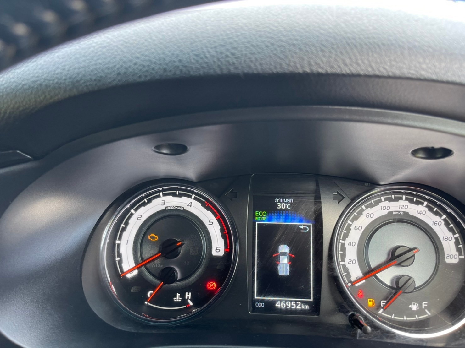 TOYOTA REVO ROCCO SMART CAB 2.8 G 4X4 MT 2018 