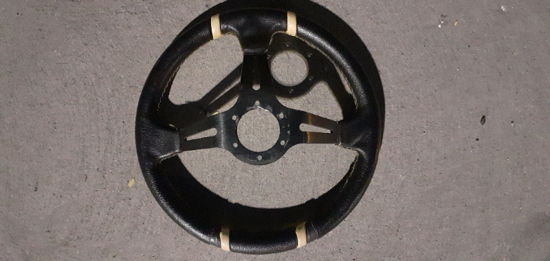 ขายพวงมาลัยก้านยก ขายพวงมาลัยก้านยก