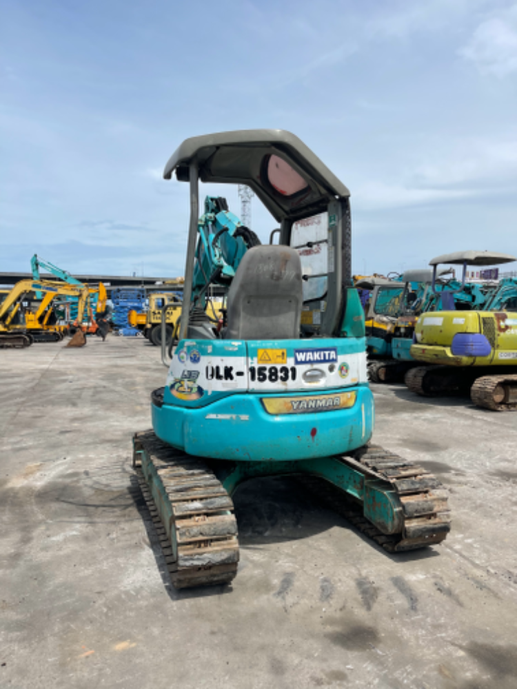 🌸Yanmar b3-5 (เทียบเท่า 30) เก่านอกแท้ มีลายหัวเจาะ คอนโทรลน้ำมัน เครื่องปั้มแรงดี ช่วงล่างแน่น ไม่เคยใช้งานในไทย 🌸Yanmar b3-5 (เทียบเท่า 30) เก่านอกแท้ มีลายหัวเจาะ คอนโทรลน้ำมัน เครื่องปั้มแรงดี ช่วงล่างแน่น ไม่เคยใช้งานในไทย