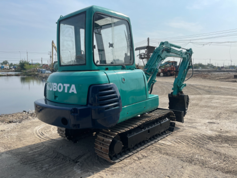 รถขุดเล็ก KUBOTA K-30 เก่าญี่ปุ่น มีลายเจาะ รถขุดเล็ก KUBOTA K-30 เก่าญี่ปุ่น มีลายเจาะ