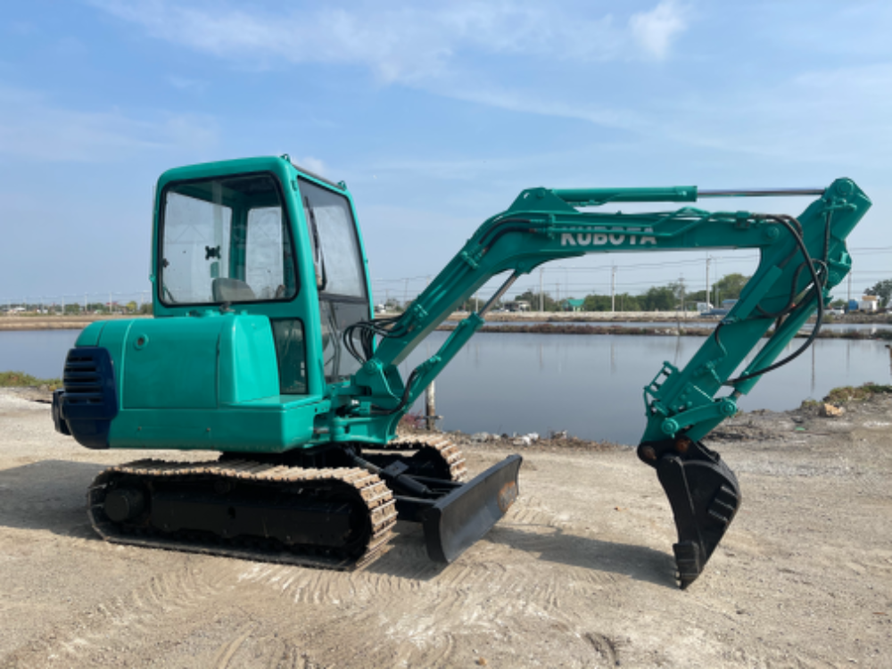 รถขุดเล็ก KUBOTA K-30 เก่าญี่ปุ่น มีลายเจาะ รถขุดเล็ก KUBOTA K-30 เก่าญี่ปุ่น มีลายเจาะ
