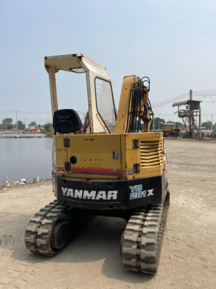 Yanmar yb281x (ขนาด 3 ตัน) เก่าญี่ปุ่นแท้ๆ