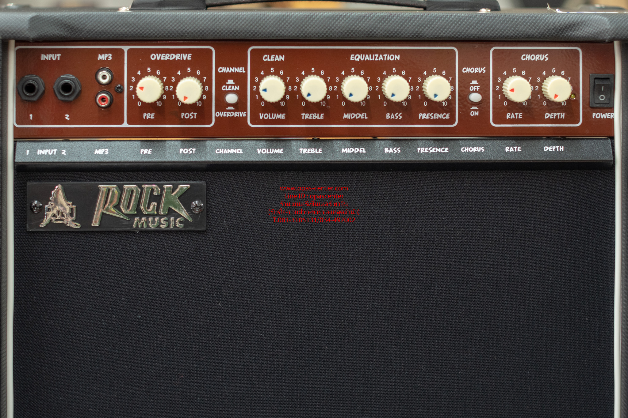 Rock ตู้แอมป์กีตาร์ไฟฟ้า รุ่น Chorus-402 สภาพใหม่