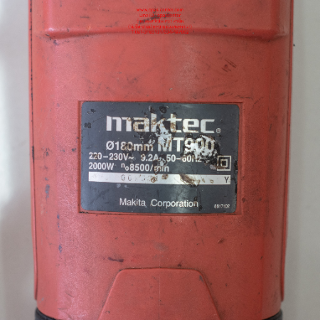 เครื่องเจียรไฟฟ้า 7 นิ้ว MAKTEC รุ่น MT900 สภาพใหม่ ของแท้