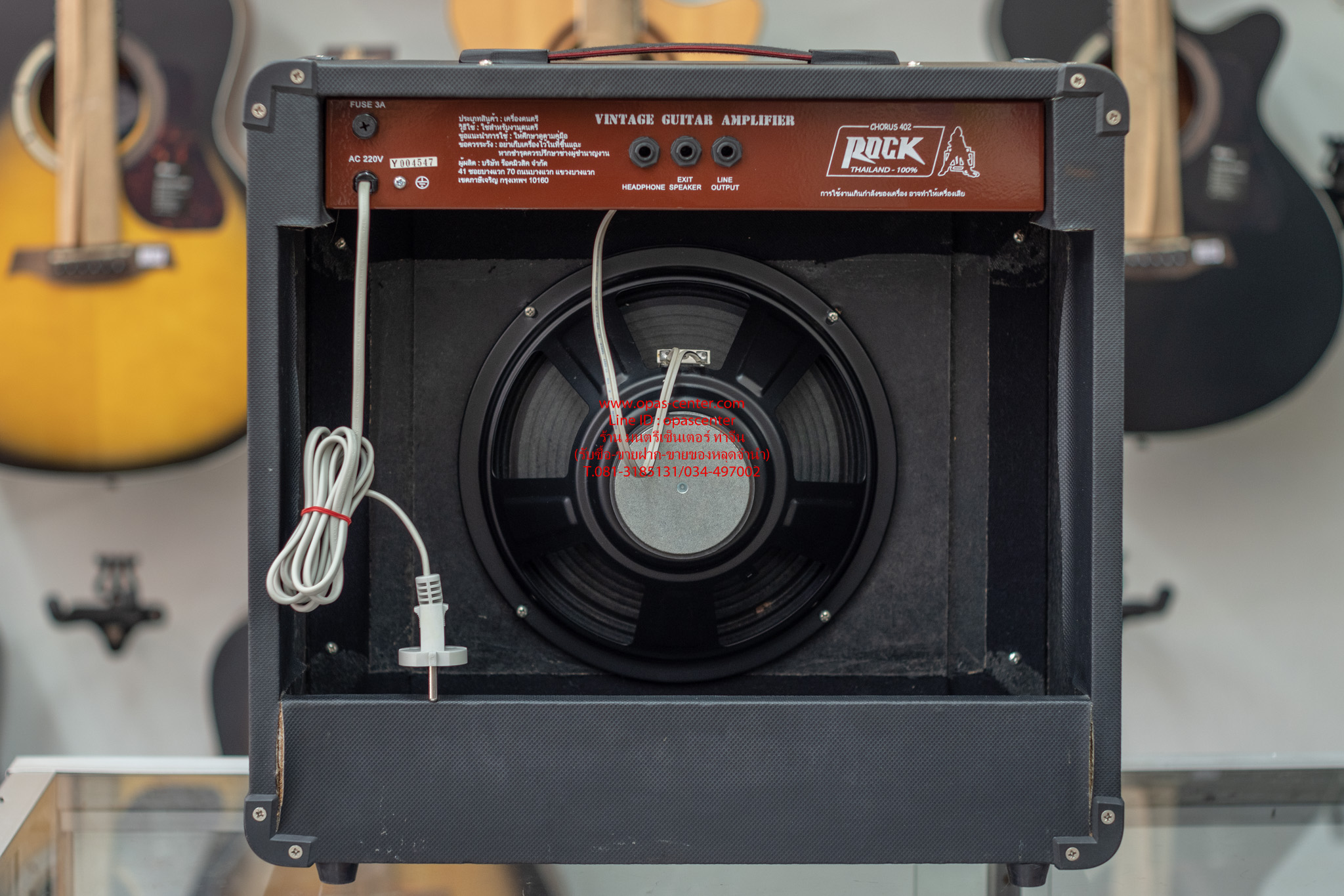 Rock ตู้แอมป์กีตาร์ไฟฟ้า รุ่น Chorus-402 สภาพใหม่