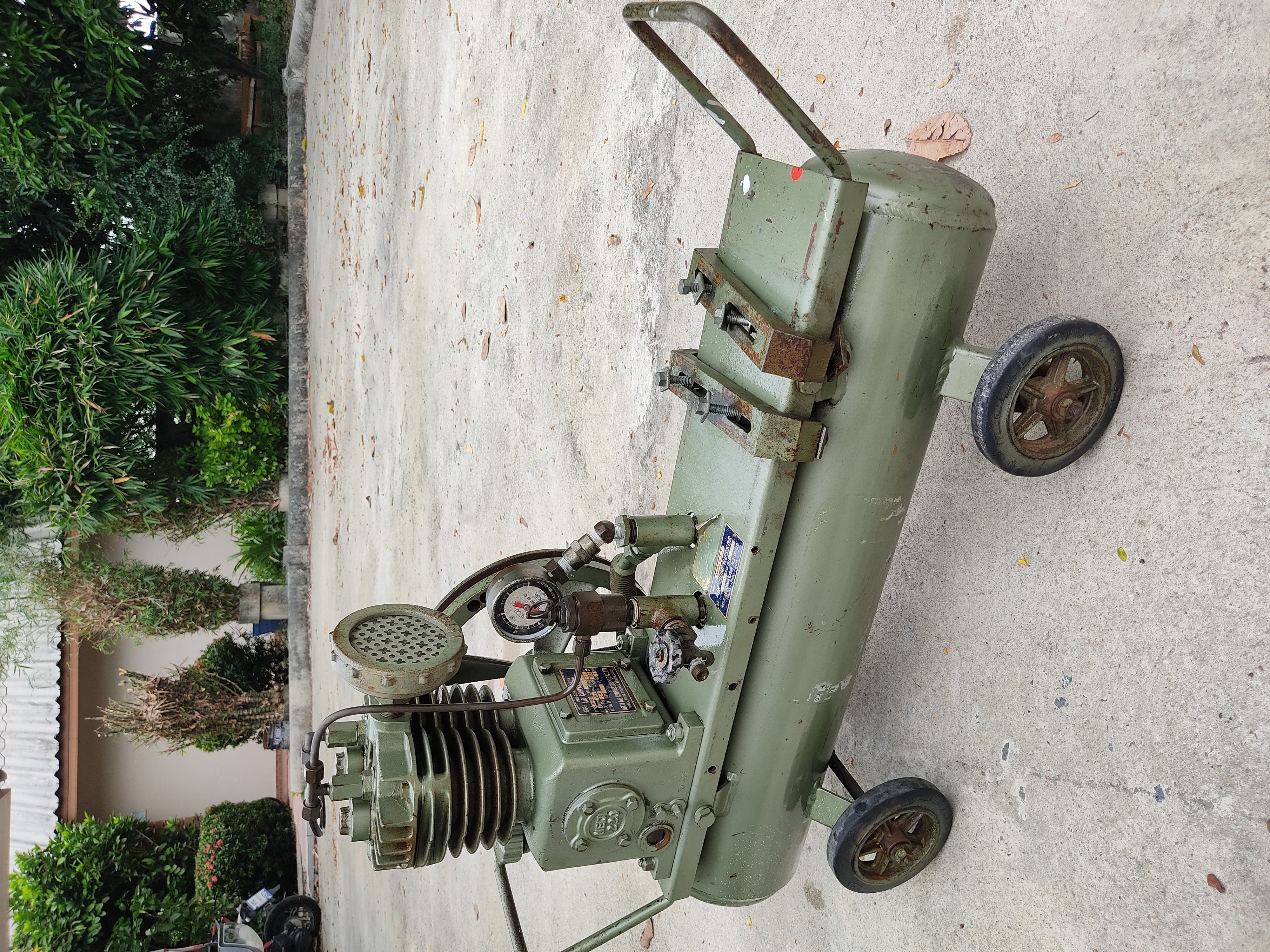 ปั้มลม Meiji Made in Japan