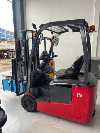 ขายโฟล์คลิตฟ์ไฟฟ้า