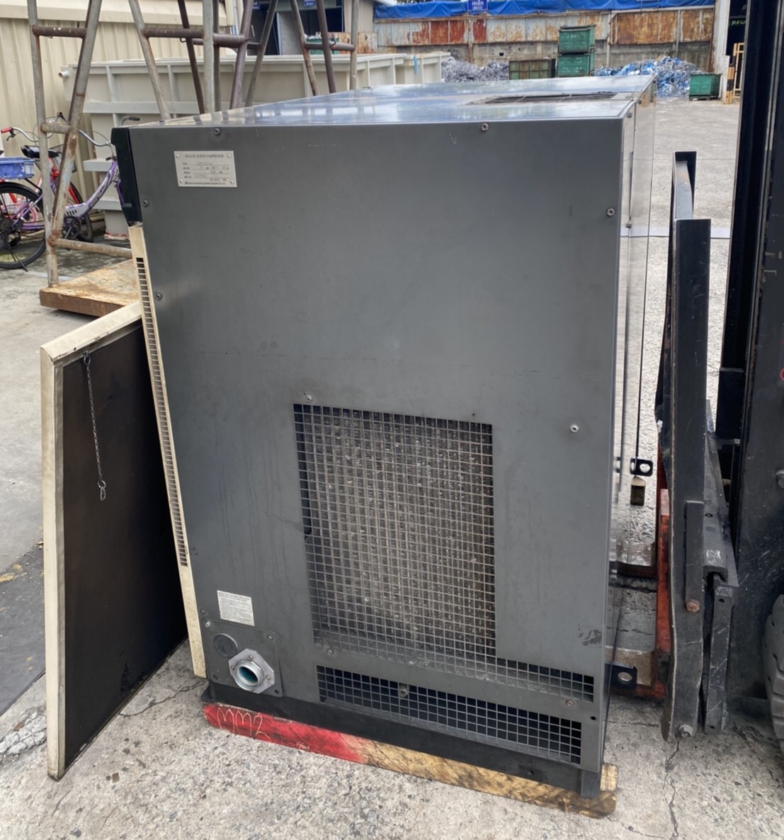 ปั้มลม Hitachi 50Hp สภาพดี พร้อมใช้