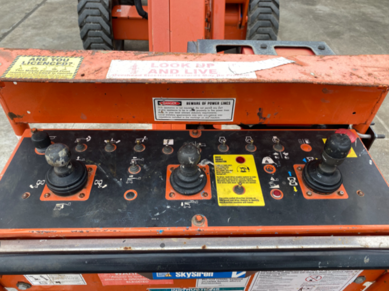 รถกระเช้าบูม Boom Lift Genie รุ่น Z-45/25 สูง13.70เมตร รถนอกนำเข้า ไม่เคยใช้ในไทย รถพร้อมใช้งาน โทร 