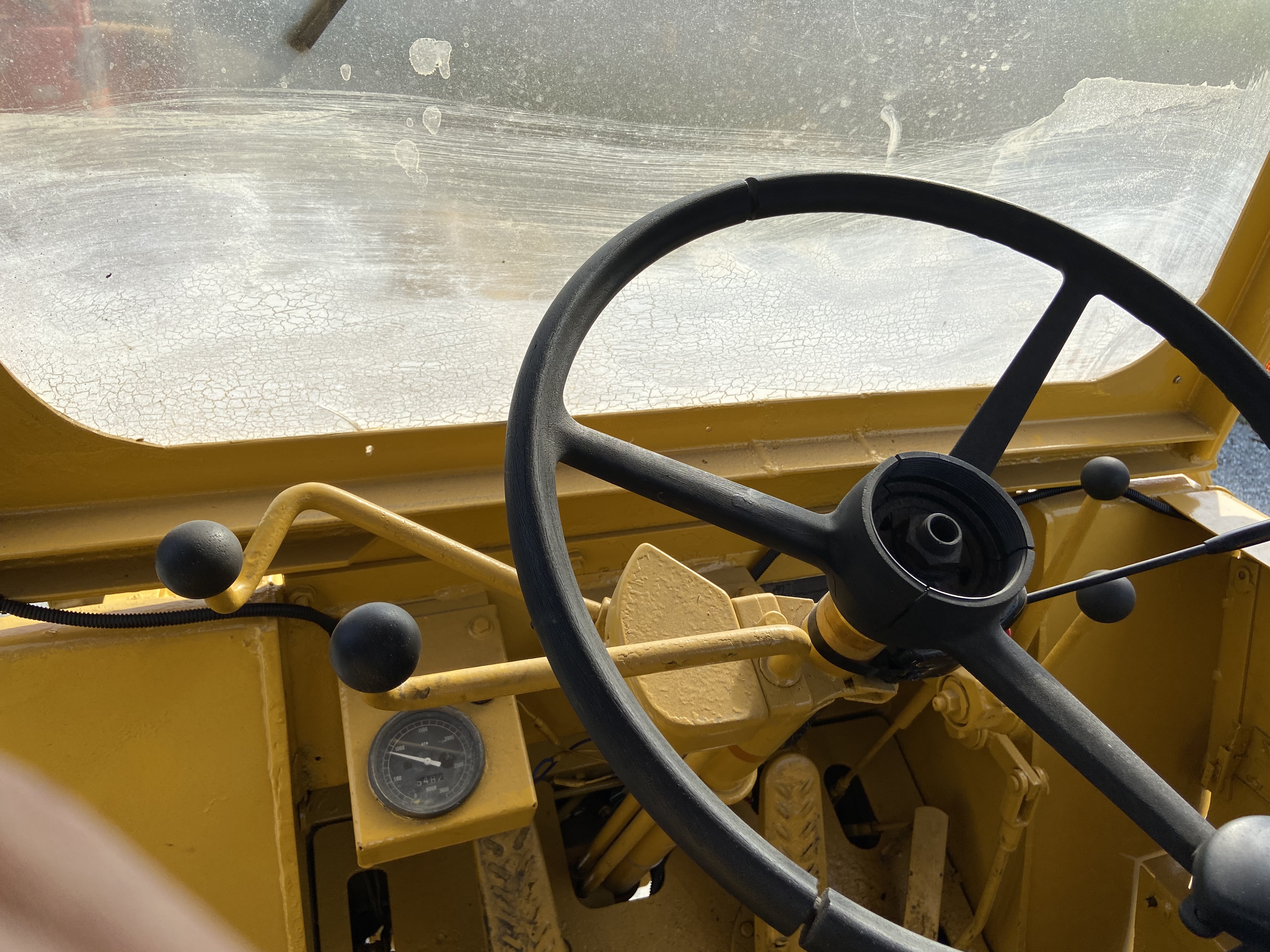 ขายรถตักKOMATSU รุ่นJH30B นำเข้าญี่ปุ่นไม่เคยใช้งานในไทย เลี้ยวล้อ เครื่องอีซูซุ 4สูบ สภาพดีพร้อมใช้