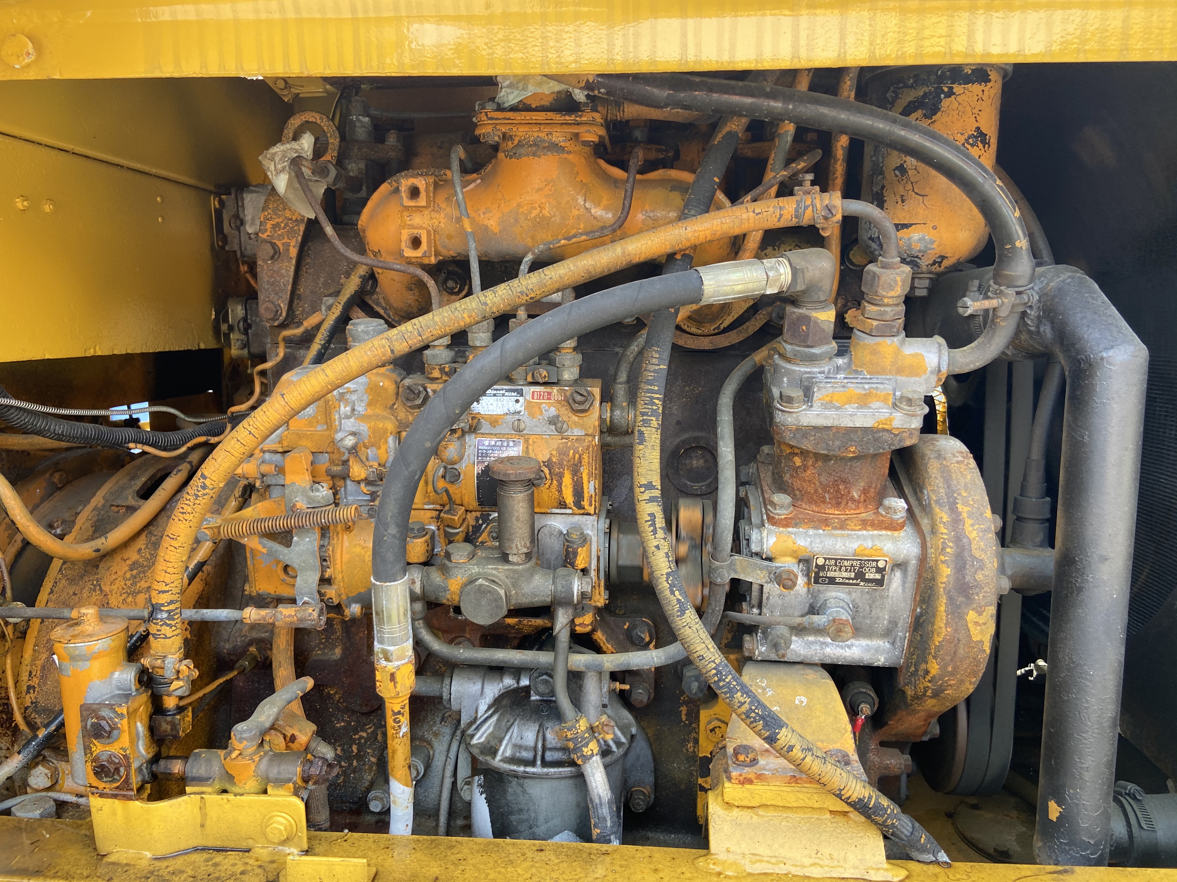 ขายรถตักKOMATSU รุ่นJH30B นำเข้าญี่ปุ่นไม่เคยใช้งานในไทย เลี้ยวล้อ เครื่องอีซูซุ 4สูบ สภาพดีพร้อมใช้