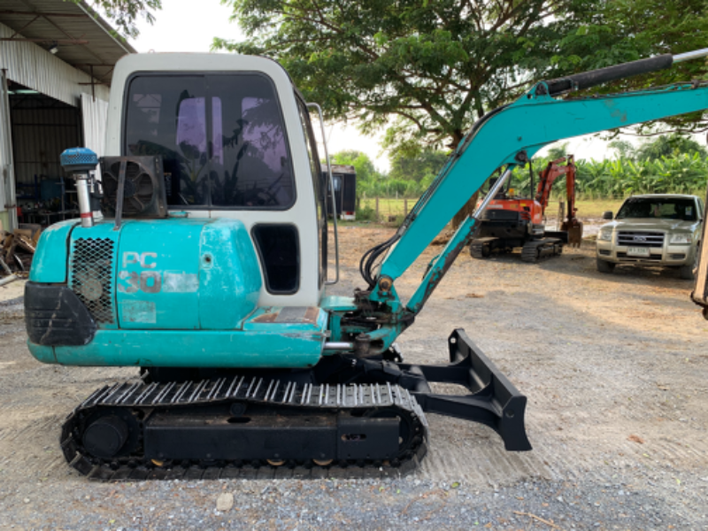 Komatsu pc30-7 ตู้แอร์