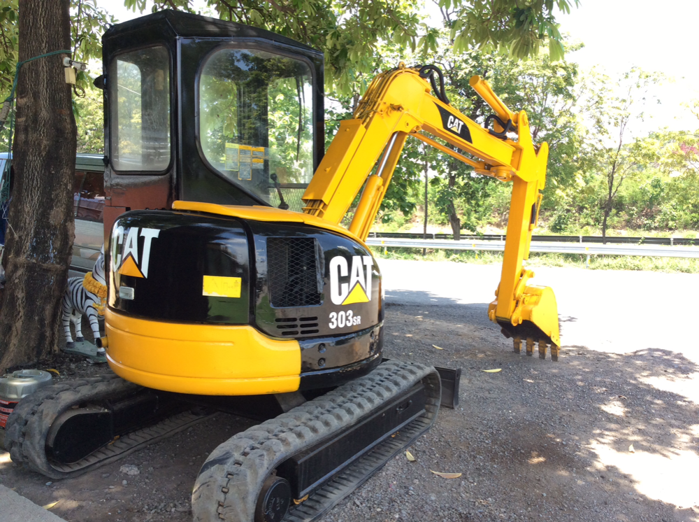 แบคโฮCAT 303 SR-3 เครื่อง เอว ตัวเดิน โซ่ สลัก ทุกระบบพร้อมใช้ เครื่องแน่น  เอวไม่หลวม เอกสารใบอินวอยท์