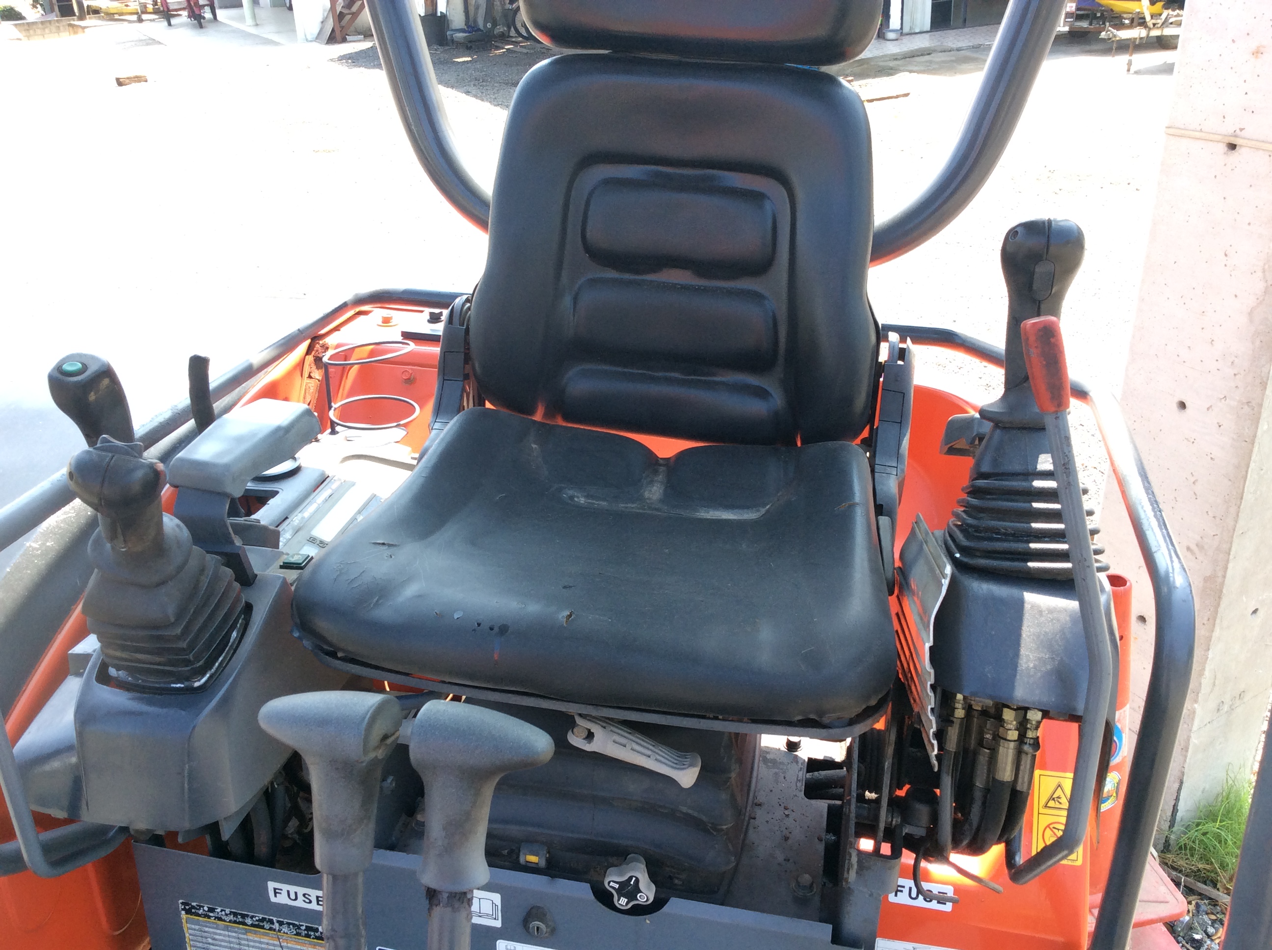 รถแบคโฮ KUBOTA KX913 ทะเบียนพร้อม