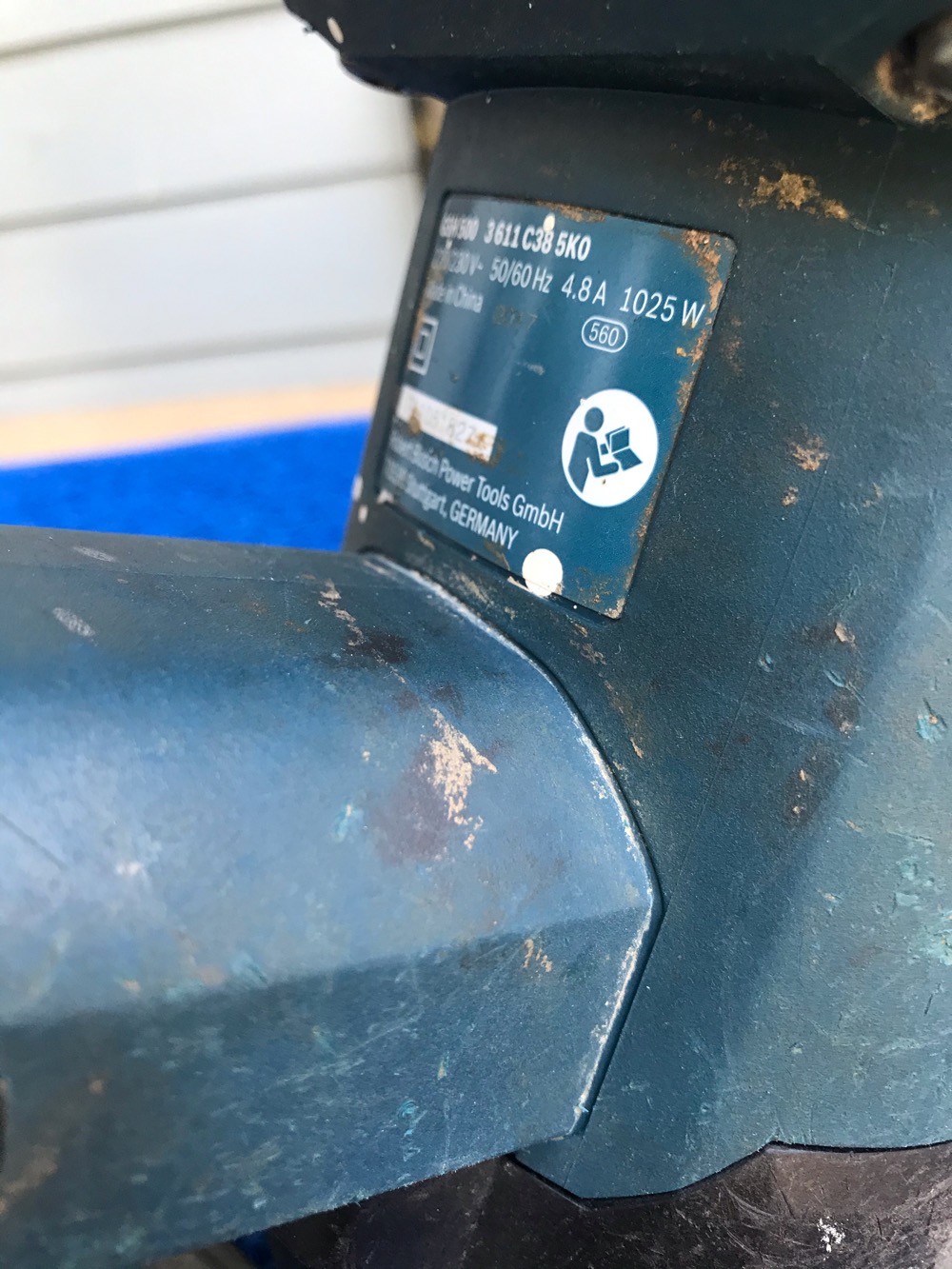 ขายเครื่องสกัดคอนกรีตยี่ห้อBOSCHแรงๆขายถูกพร้อมใช้งาน ขายเครื่องสกัดคอนกรีตยี่ห้อBOSCHแรงๆขายถูกพร้อมใช้งาน