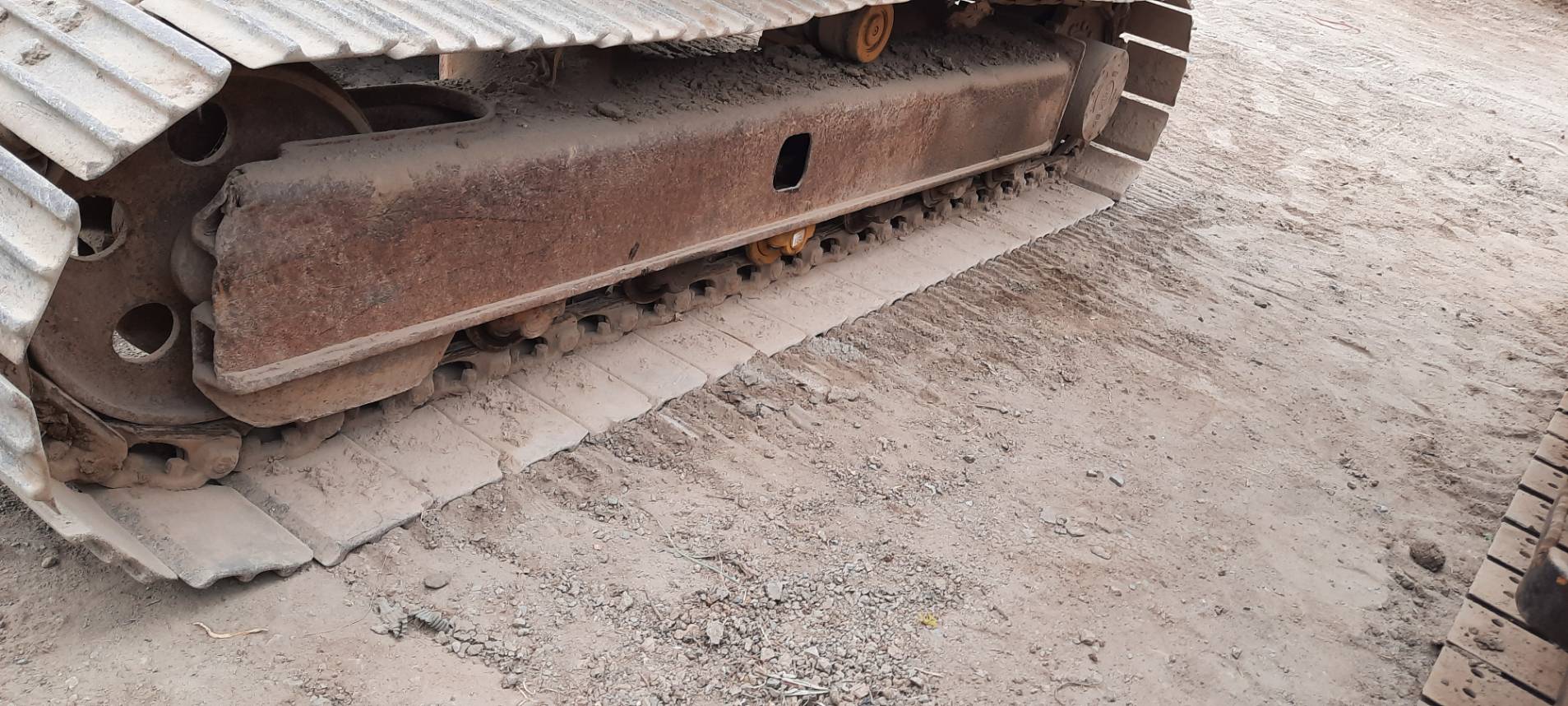 โคมัสสุ pc60-5