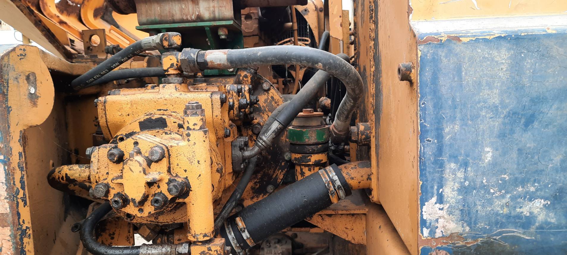 โคมัสสุ pc60-5