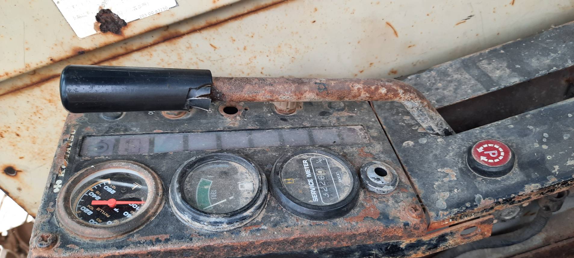 โคมัสสุ pc60-5