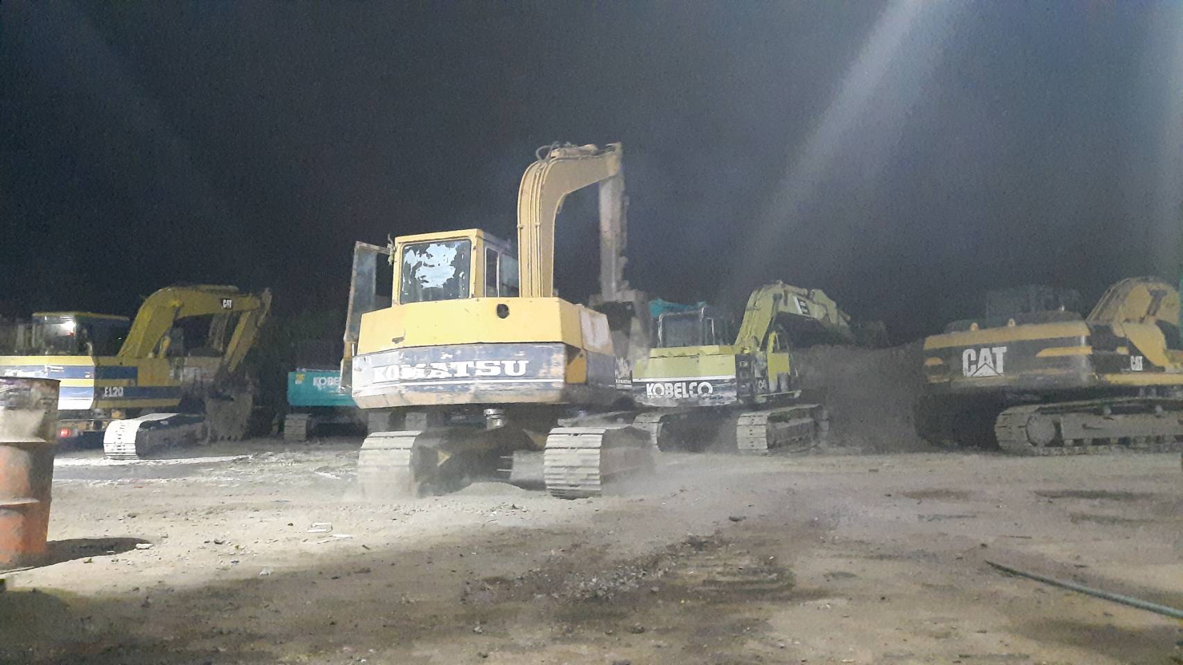 โคมัสสุ pc60-5