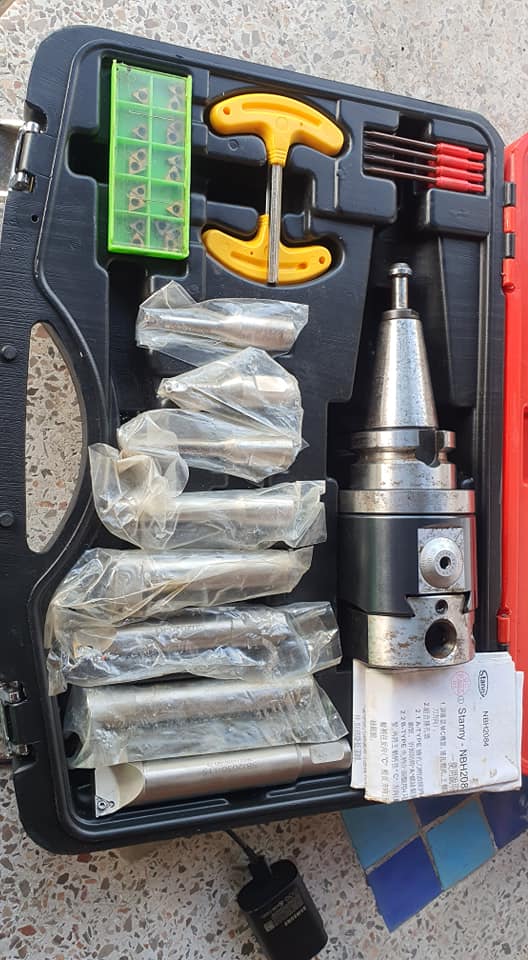 ชุดหัวคว้าน bt40 ขนาด 80 mm. + ชุดมีด inserst 8 ด้าม ตอบโจทย์ทุกขนาดรูค้วาน 8500 บาท 0814583376  เอก ปทุม