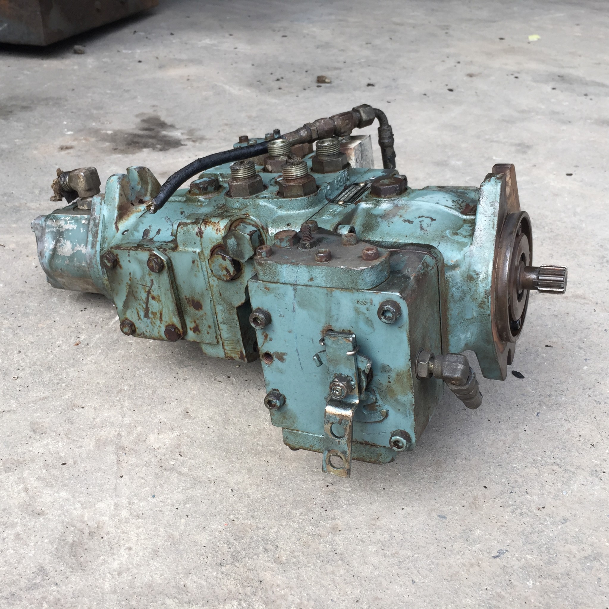 ขายปั๊มไฮดรอลิคแฝดไดร์กิ้น เบอร์16 ขายปั๊มไฮดรอลิคแฝดไดร์กิ้น เบอร์16