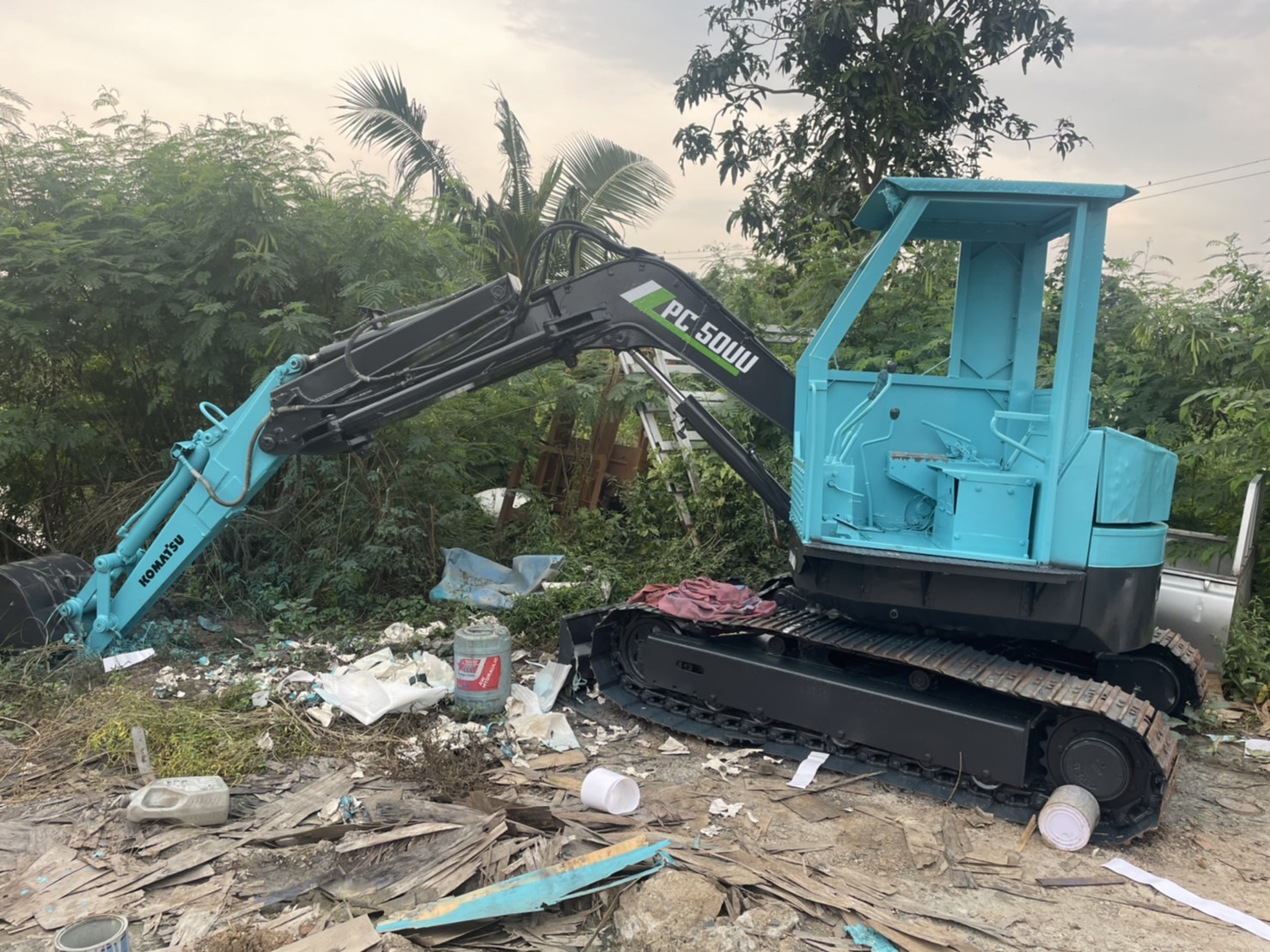 ขาย แม็คโคร Komatsu PC50UU-1 