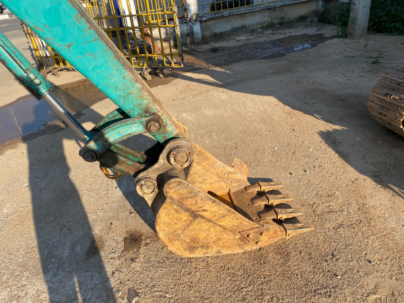 รถขุด KOMATSU PC40-7 แรงขุดดี รถสภาพพร้อมใช้งาน รถขุด KOMATSU PC40-7 แรงขุดดี รถสภาพพร้อมใช้งาน