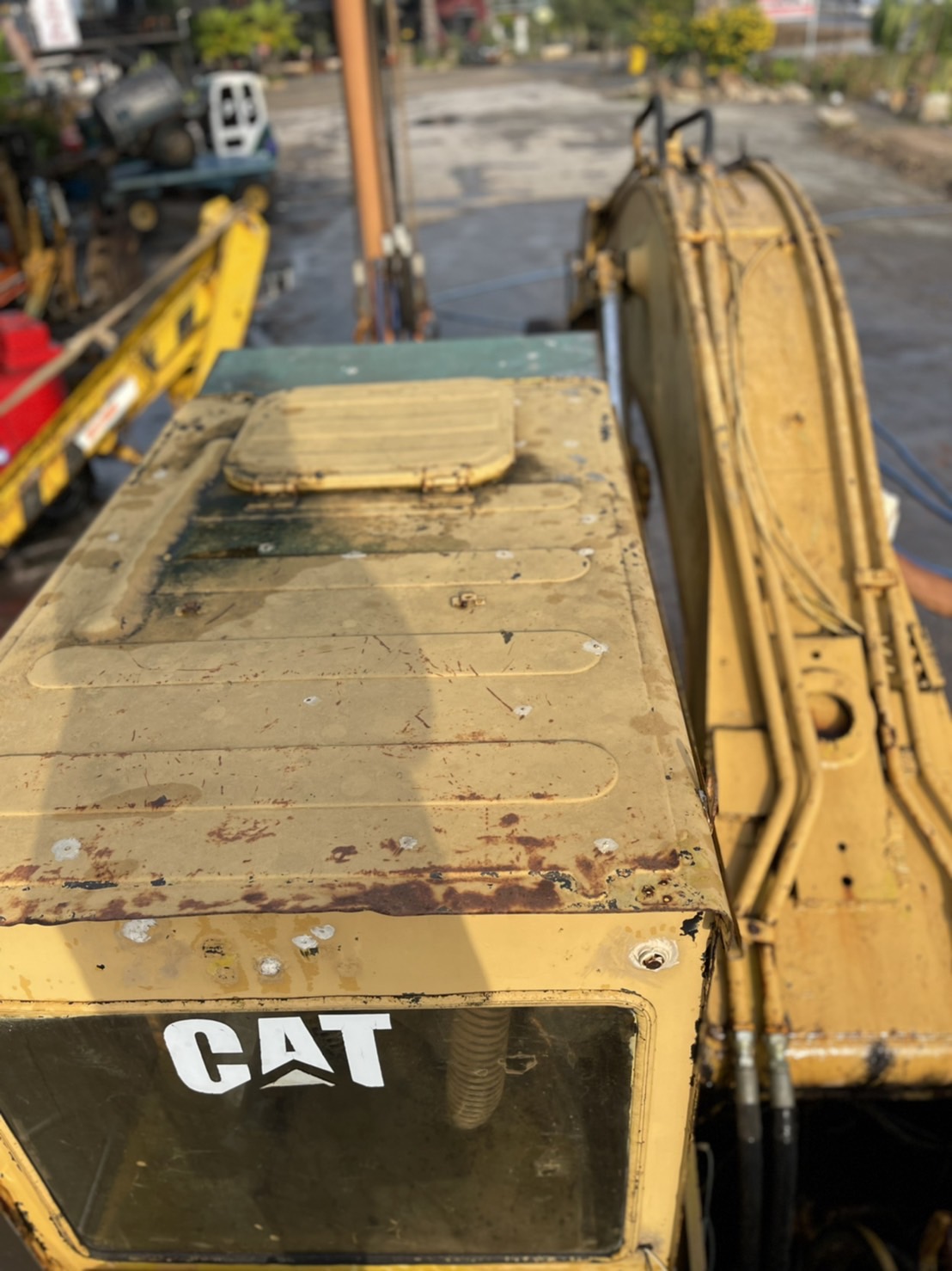 รถแบคโฮ CAT E200B มีคลิปการทำงานส่งให้ได้ทางไลน์ครับ รถแบคโฮ CAT E200B มีคลิปการทำงานส่งให้ได้ทางไลน์ครับ