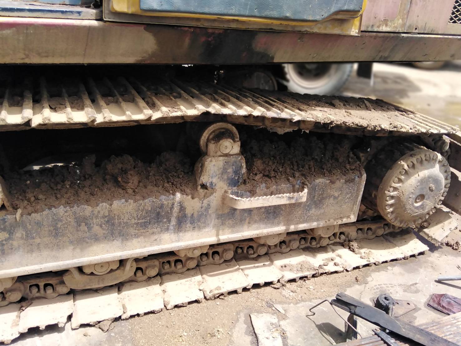 รถขุด KOMATSU PC200-3 รุ่นคอนโทรลสั้น ฟิตเครื่องมาใหม่ รถพร้อมใช้งาน ไม่มีทะเบียน. รถขุด KOMATSU PC200-3 รุ่นคอนโทรลสั้น ฟิตเครื่องมาใหม่ รถพร้อมใช้งาน ไม่มีทะเบียน.