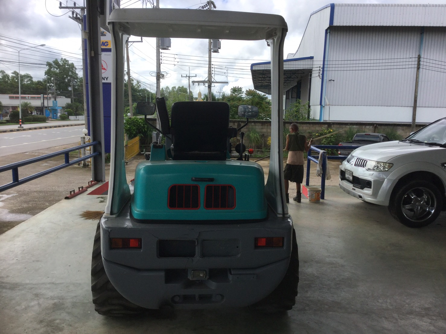 รถตักล้อยาง MITSUBISHI WS310 รถตักล้อยาง MITSUBISHI WS310