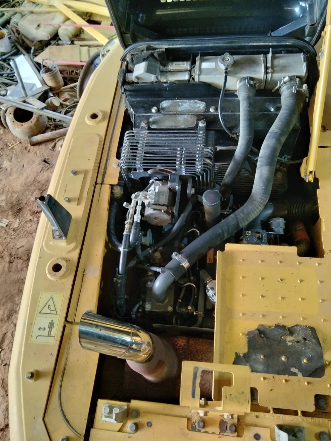 รถขุด KOMATSU PC130-8 รถสภาพสวยพร้อม มีเล่มทะเบียน รถขุด KOMATSU PC130-8 รถสภาพสวยพร้อม มีเล่มทะเบียน