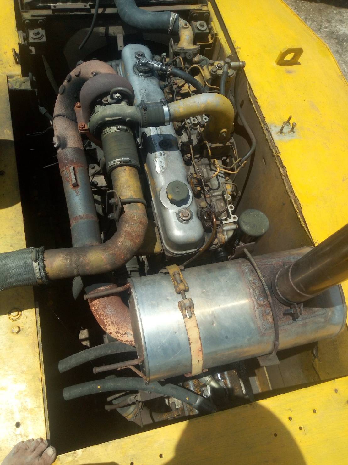 รถขุด KOMATSU PC200-3 คอนโทรลสั้น แรงขุดดี มีเล่มทะเบียน รถขุด KOMATSU PC200-3 คอนโทรลสั้น แรงขุดดี มีเล่มทะเบียน