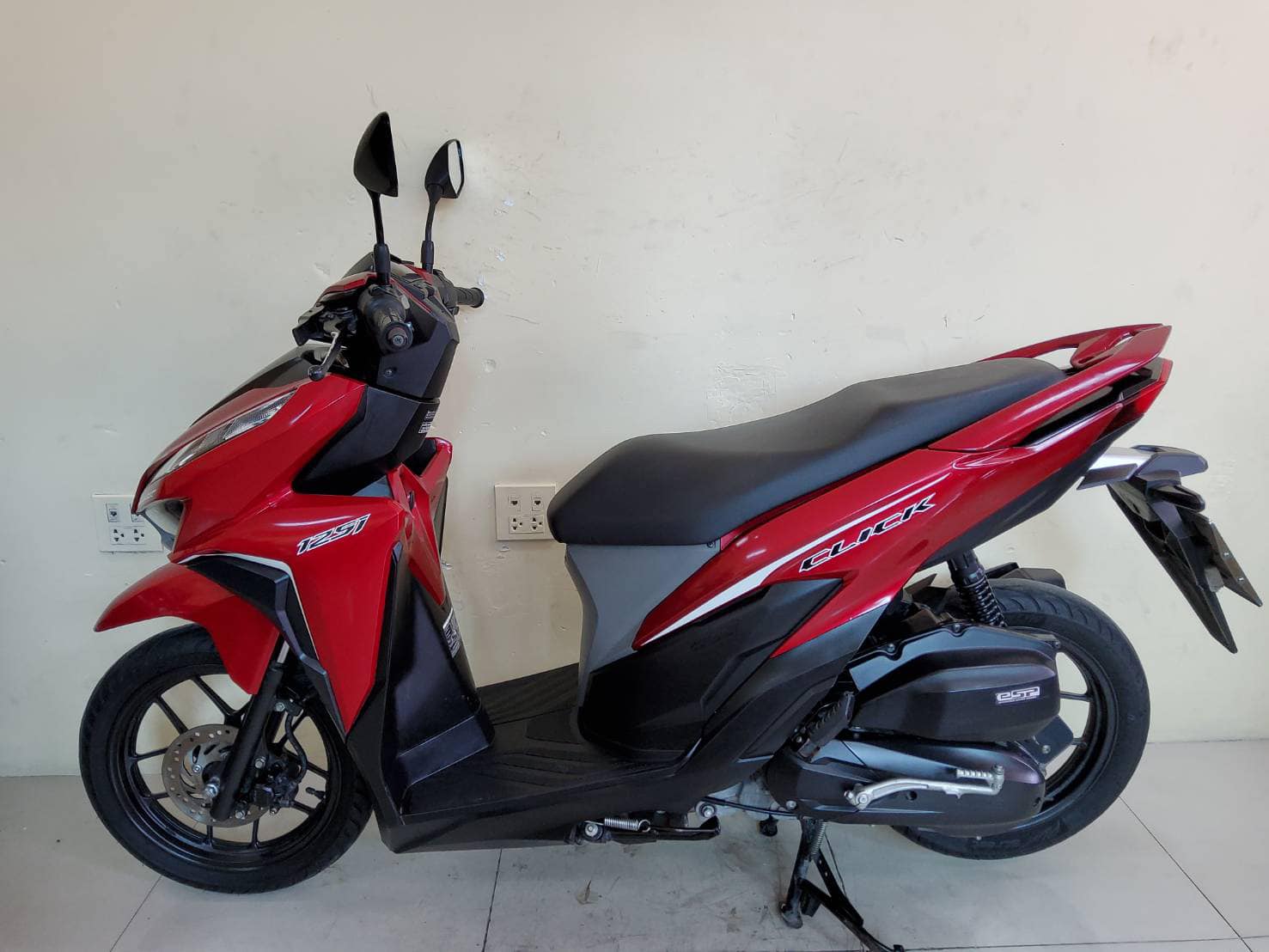 All NEW Honda Click125i LED ตัวท็อป ล้อแม็ค idlingstop combibrake ปี2019 โฉมใหม่ล่าสุด 4275 กม. เอกส