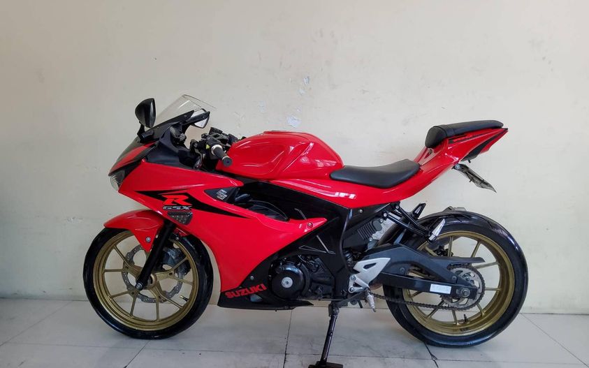 Suzuki GSX R Keyless Twincam 4Value โฉมใหม่ล่าสุด สภาพเกรดA 6450 กม. เอกสารพร้อมโอน