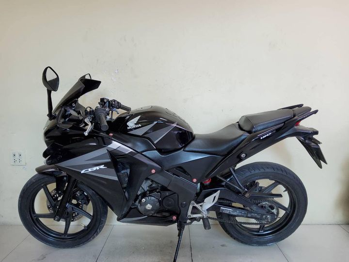 Honda CBR150R สภาพเกรดA 20581 กม. เอกสารครบพร้อมโอน