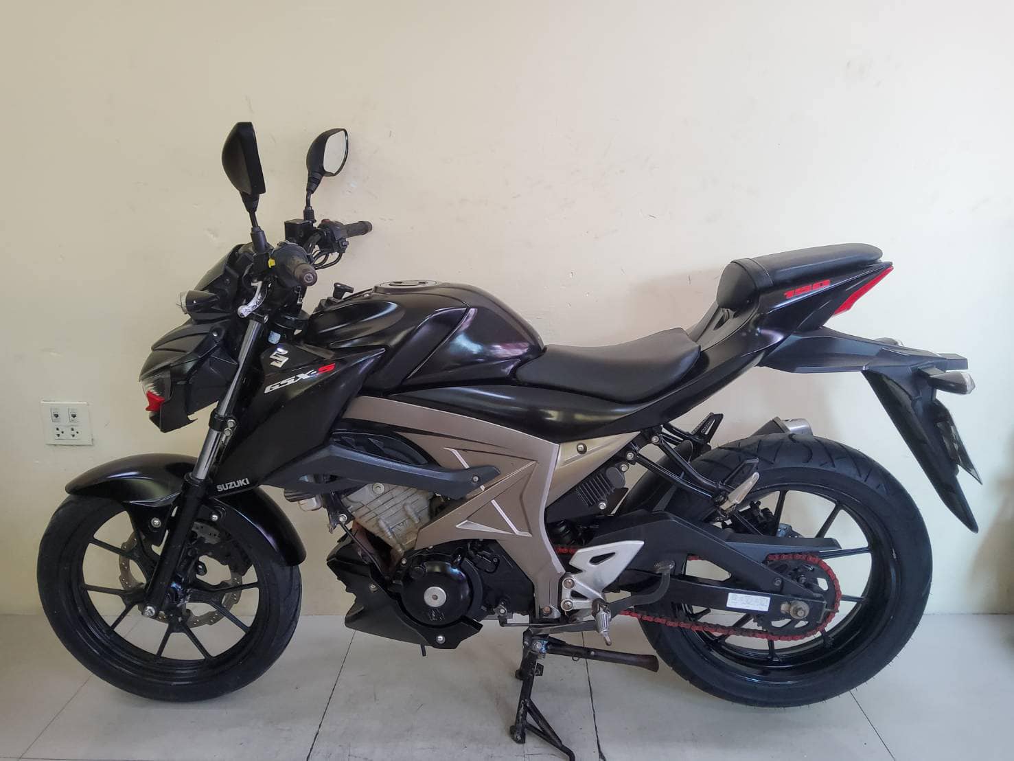 All NEW Suzuki GSX150S โฉมใหม่ล่าสุด สภาพเกรดA 4801 กม. เอกสารพร้อมโอน